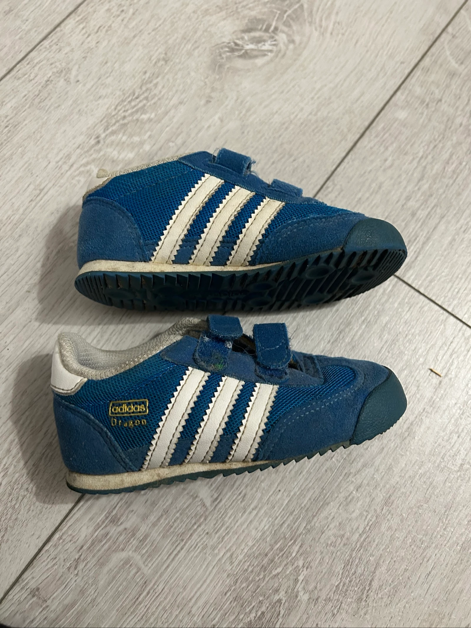Chaussures adidas 